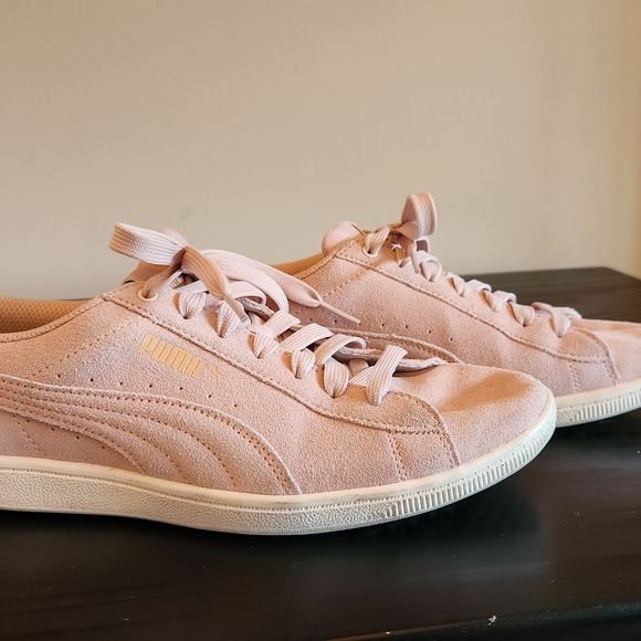 Puma Women's Blush Pink Suede Sneakers - Picture 2 of 4